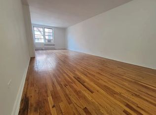 6311 Queens Blvd APT C26, Flushing, NY 11377