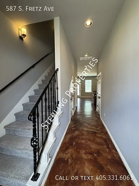 2 bed, 2.5 bath, 1488 sqft, $1,695 — Photo 2