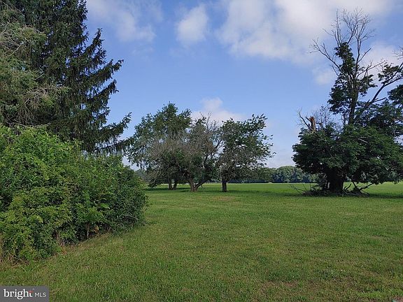 2nd image of 315 Old Deerfield Pike