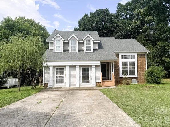 13000 Greycrest Dr, Charlotte, NC 28278