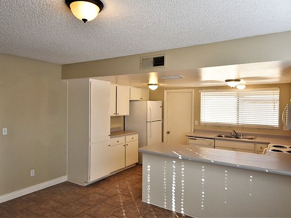 4th image of 4438 W Ironwood Dr