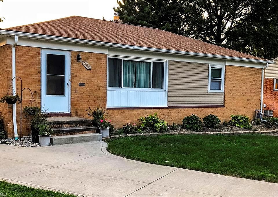 1st image of 600 Bayfair Dr
