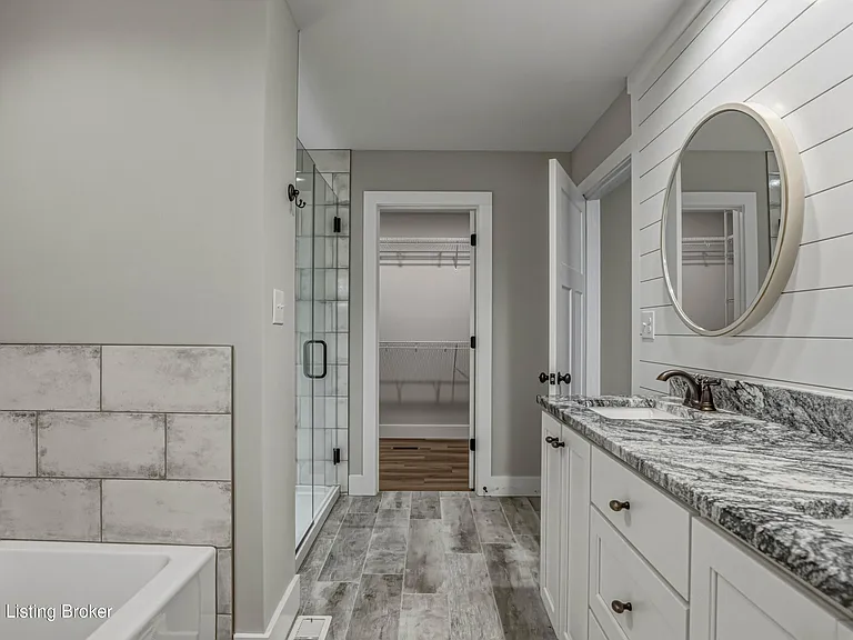 19 Clubhouse Ct — Photo 15