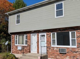 102 Canterbury Rd #B, Plainfield, CT 06374