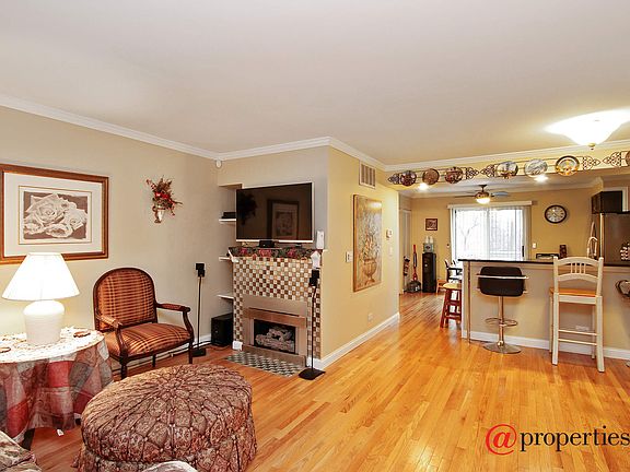 Living Room / Dining Room