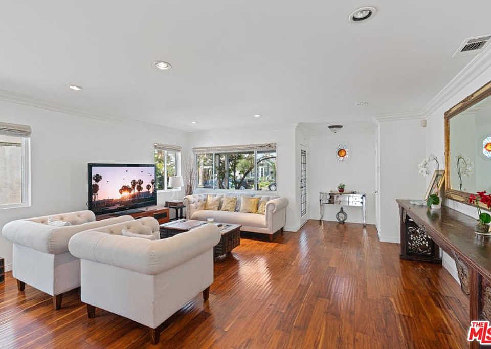 1st image of 2923 Grayson Ave