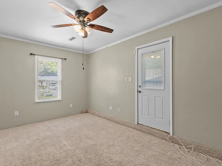 904 Scarlet Oak Ct N — Photo 19