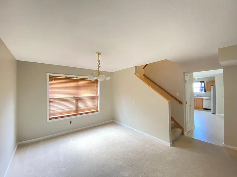 8027 Rocky Glen Pl — Photo 6
