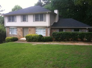 3885 Woodyhill Dr, Lithonia, GA 30038