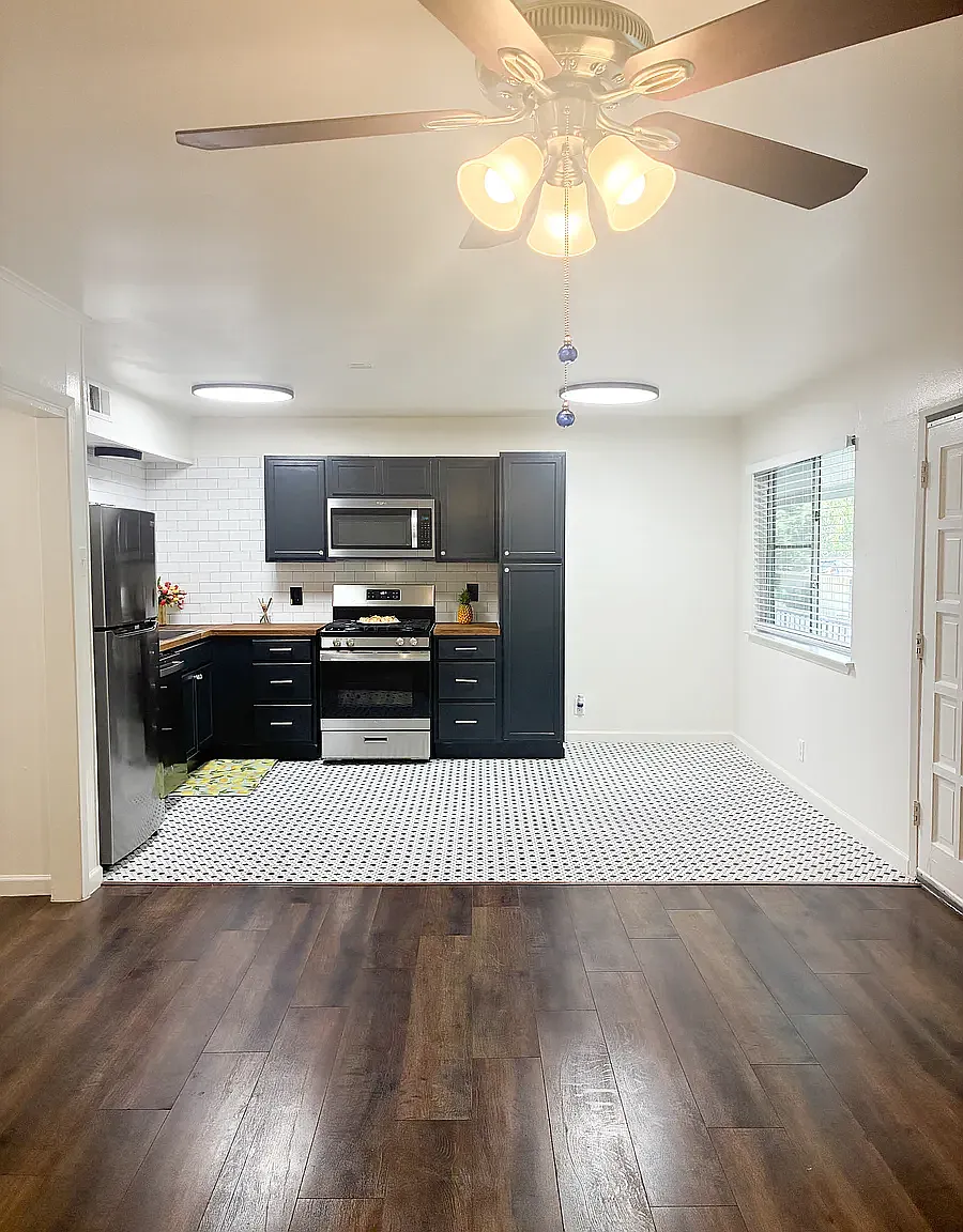 2 bed, 825 sqft, $1,225 — Photo 2