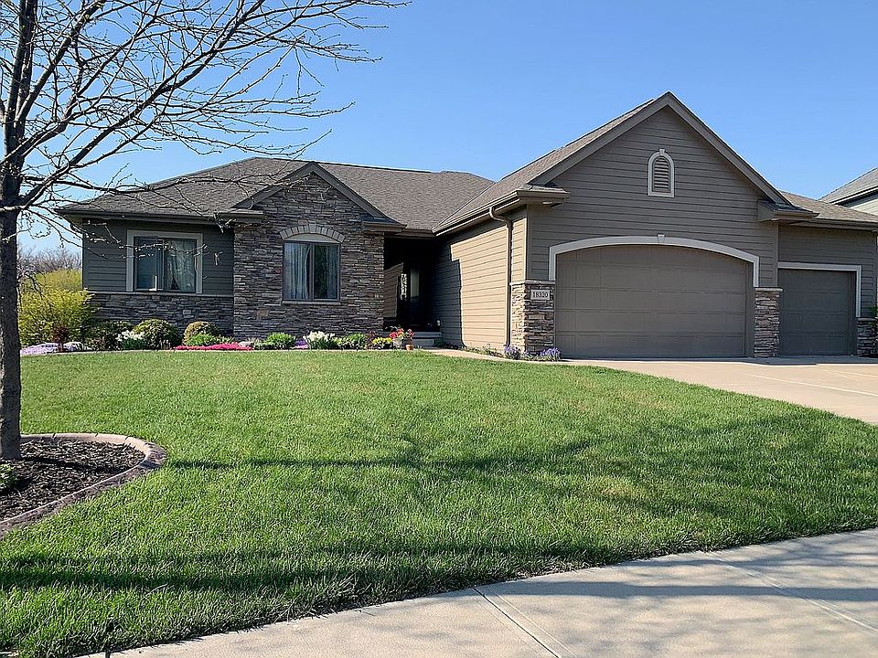 1st image of 18320 Honeysuckle Dr