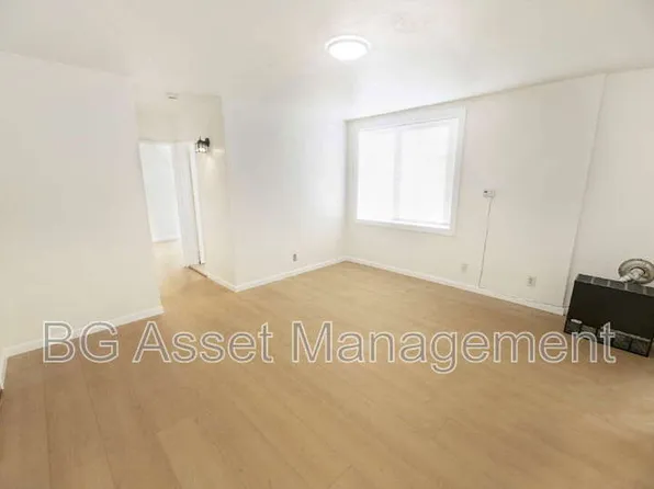 2039 Macarthur Blvd, Oakland, CA