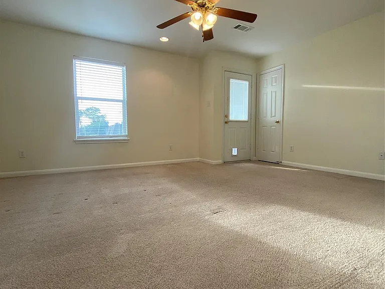 11905 Algonquin Dr #4 — Photo 13