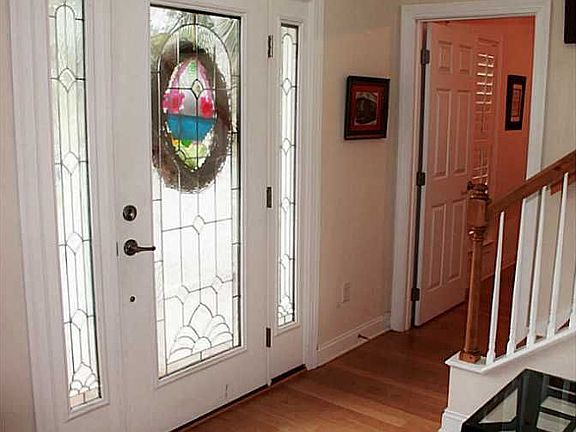 3rd image of 6849 Milne Blvd