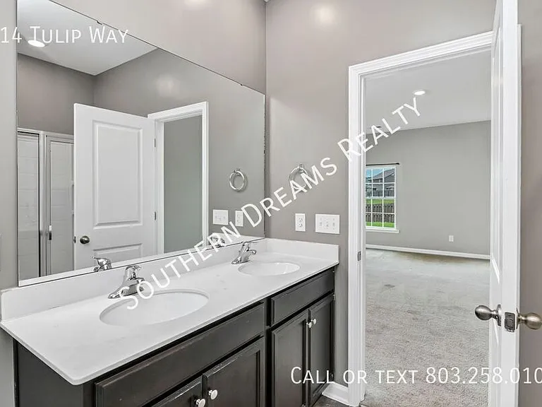 414 Tulip Way — Photo 25