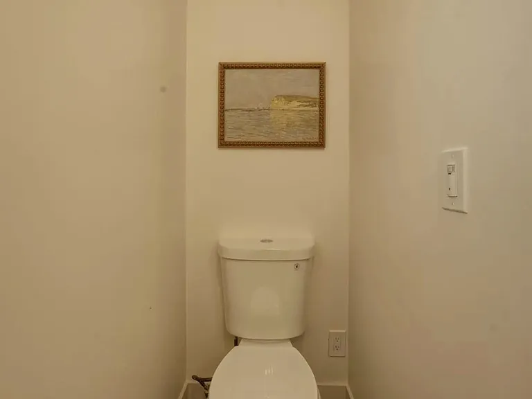 273 Poplar Ave — Photo 11