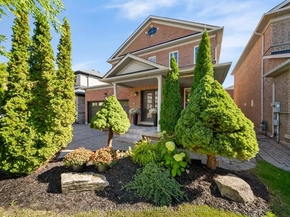 19 Dace Dr, Vaughan, ON L4H 2C2