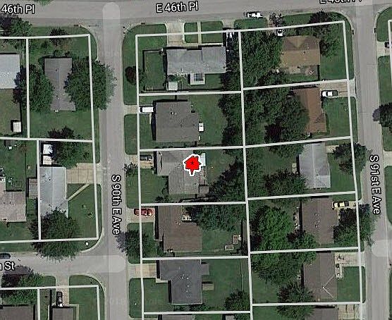 2nd image of 4611 S 90th Ave E