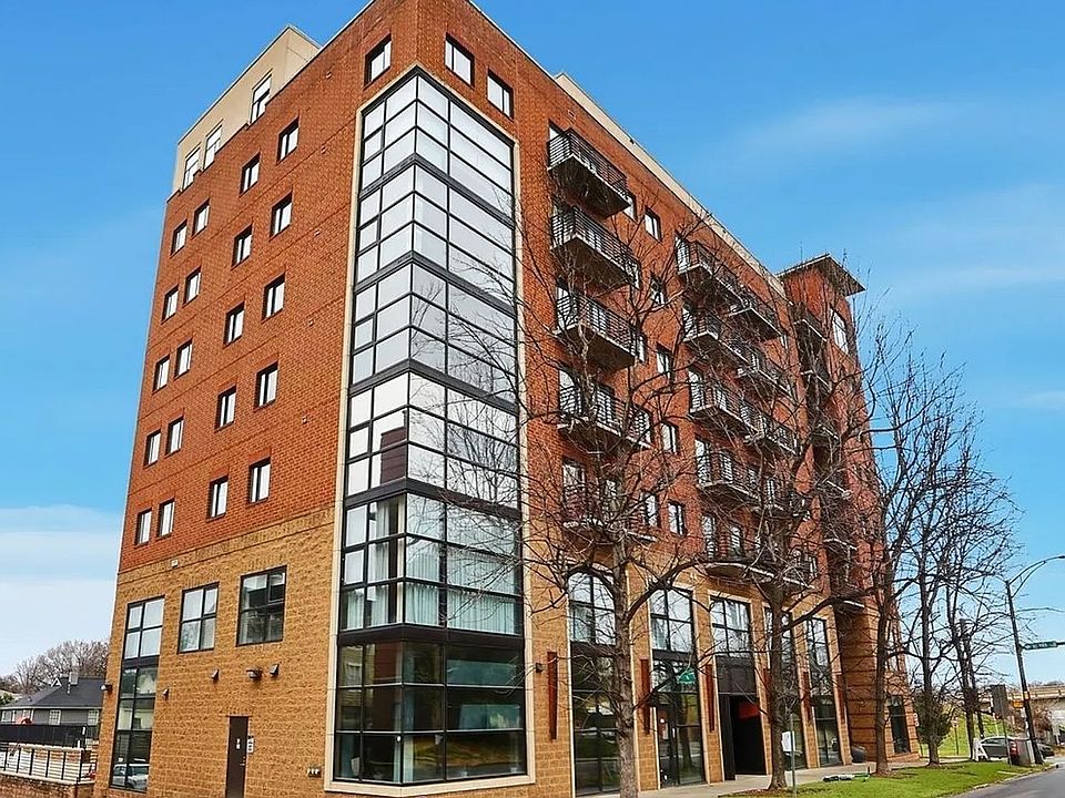 1st image of 715 N Church St Unit 712