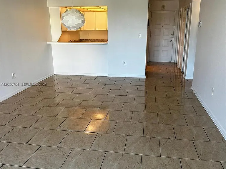 6950 Miami Gardens Dr #2304 — Photo 5