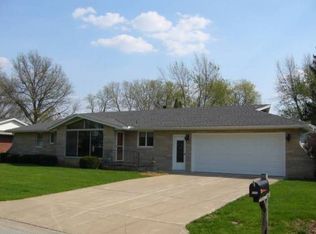 203 W Gail St, Goodfield, IL 61742
