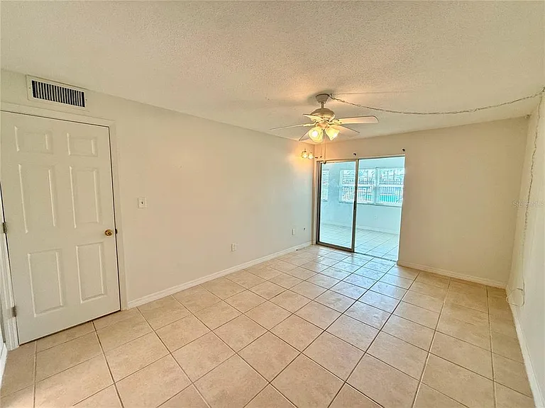 5111 Amulet Dr #B105 — Photo 15