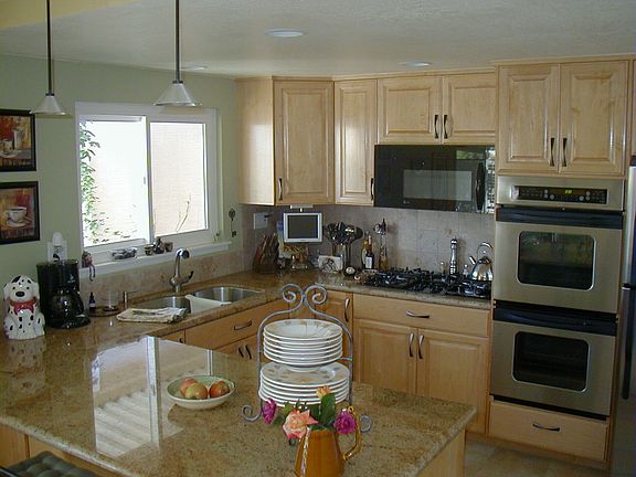 4th image of 1907 Golden Circle Dr
