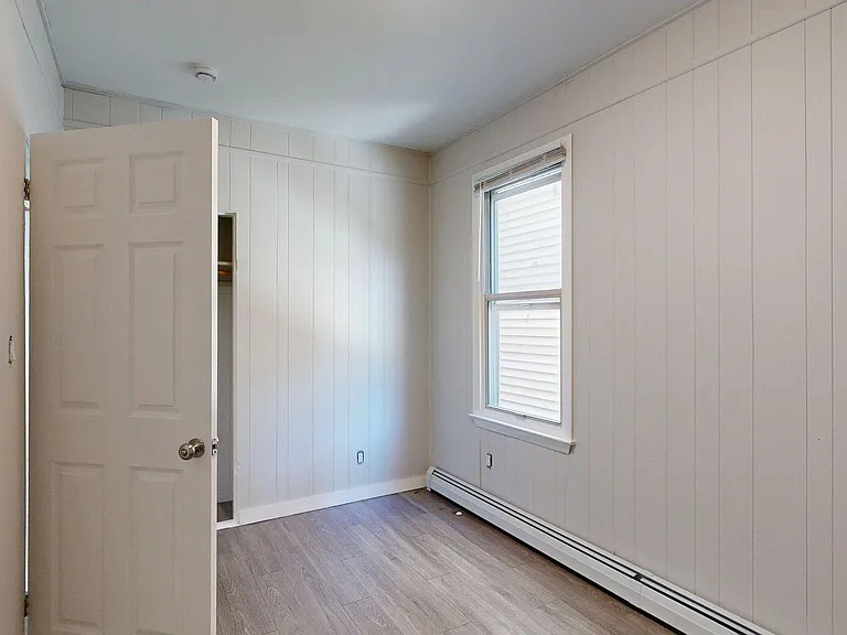 346 Chelsea St #1 — Photo 8