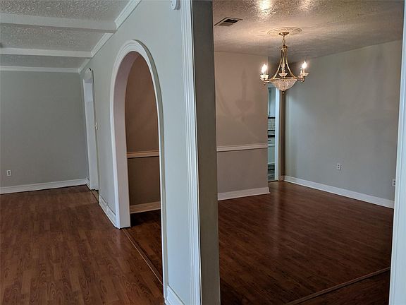 4th image of 5519 Birchgate Dr