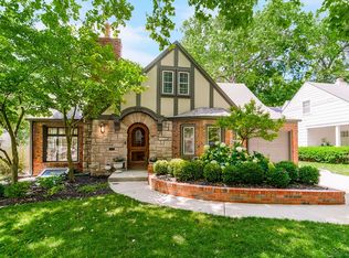 5410 Aberdeen Rd, Fairway, KS 66205