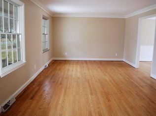 2632 Longwood Dr, Wilmington, DE 19810