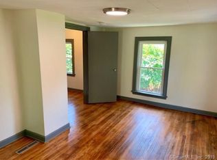 6 Beech St, Ansonia, CT 06401