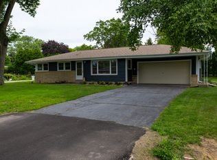 11120 W Mallory Ave, Hales Corners, WI 53130