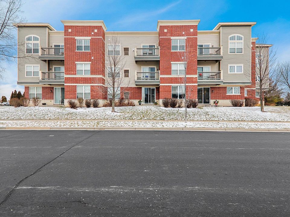 1st image of 5198 Sassafras Dr Unit 201