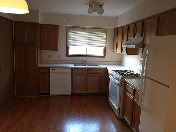 2nd image of 1526 N River West Ct Unit 1A