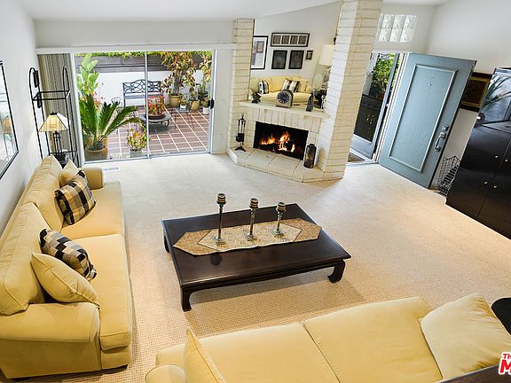 4th image of 17193 Palisades Cir