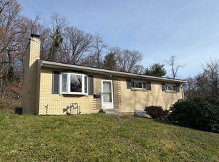 136 Lawrence Ave, Pittsburgh, PA 15238
