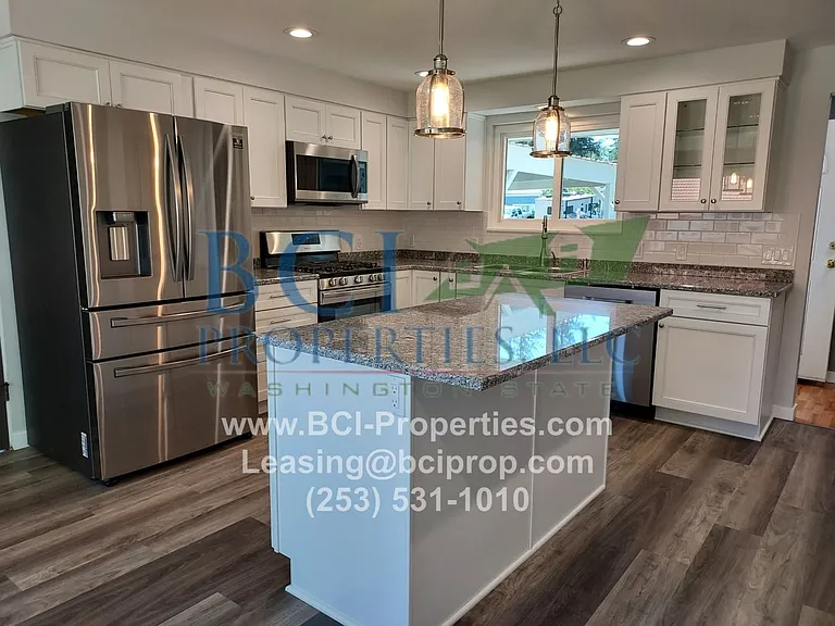 8811 Forest Ave SW — Photo 31