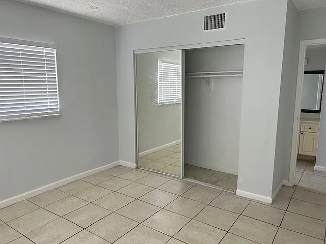 5100 SW 41st St #329 — Photo 8