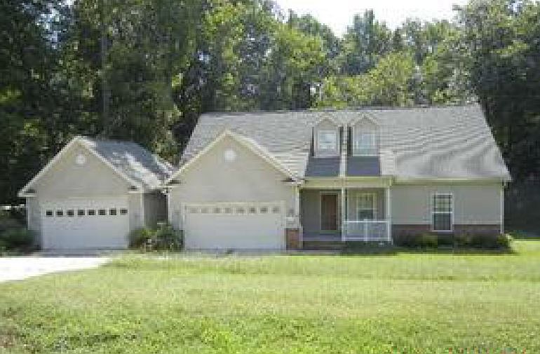 1st image of 520 Beckenhill Dr