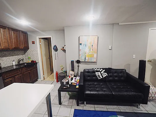 Rented by Compass | media 11