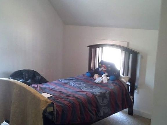 2nd image of 302 S C St