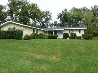 24059 N Shagbark Dr, Lake Zurich, IL 60047