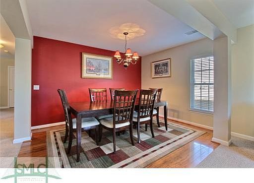 5th image of 9 Glenwood Ct
