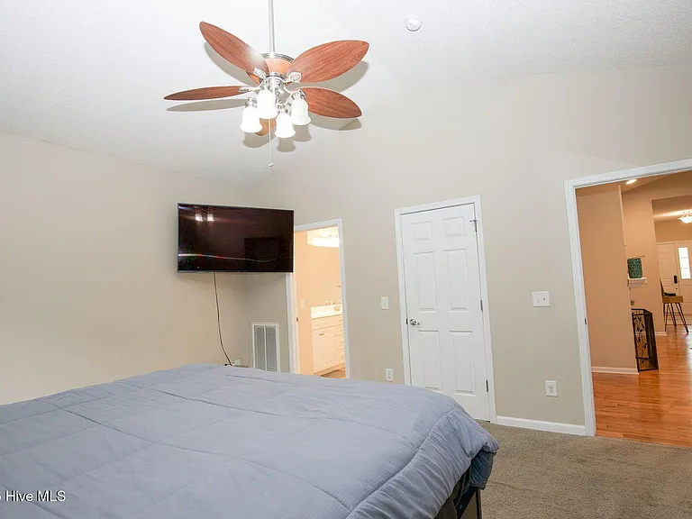 13 Barkley Ln — Photo 19