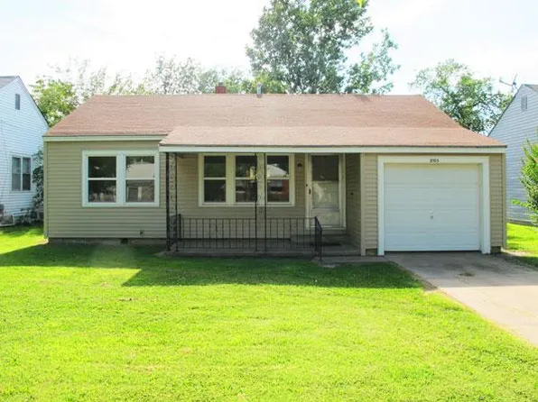 2105 S Topeka St, Wichita, KS 67211