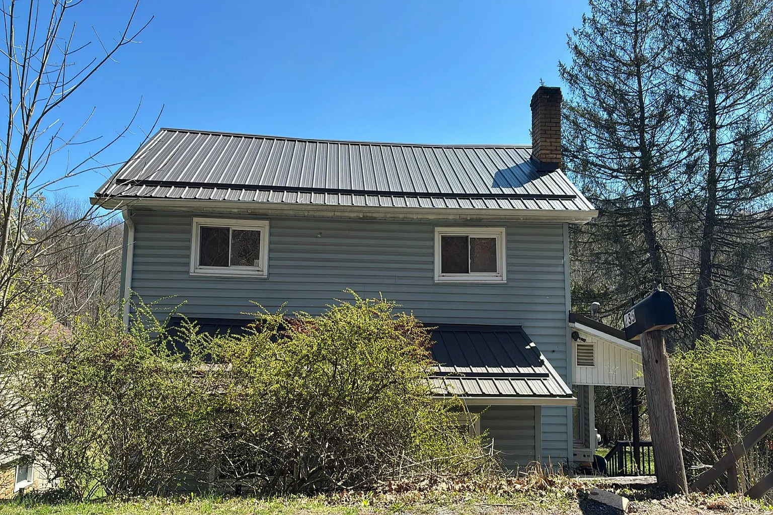 235 Spike Island Rd photo 1