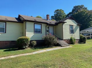 606 N Charles St, Mebane, NC 27302