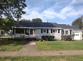 340 S Willow St, Oneida, NY 13421