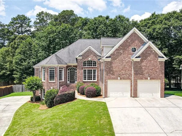 3069 Blue Creek Path, Loganville, GA 30052